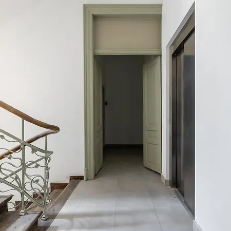 Flint & Feather With Balcony By Square - Old Town * Krakkó